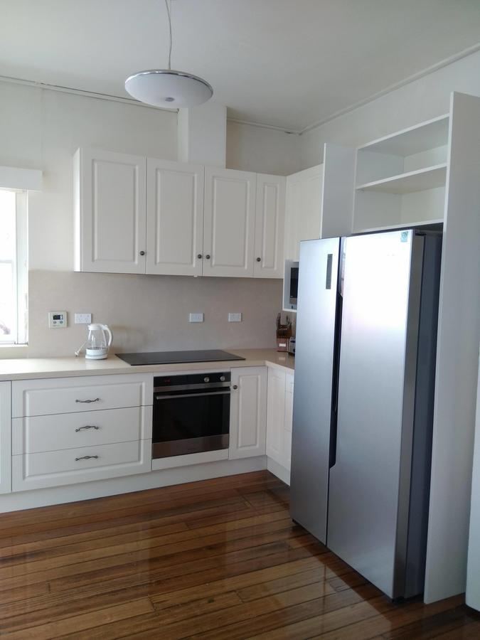 Riverbank Villa Devonport Exterior photo